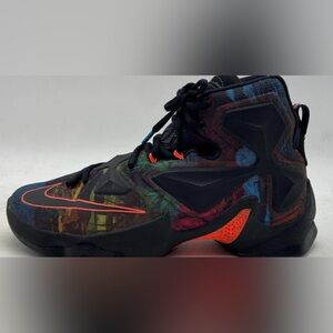 Nike LeBron size 9 mens sneakers